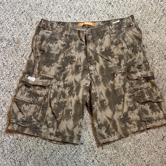 2 Pair Men's Shorts Lee Dungarees Cargo Tropical Print Sonoma Carpenter Brown 40 - Picture 2 of 11